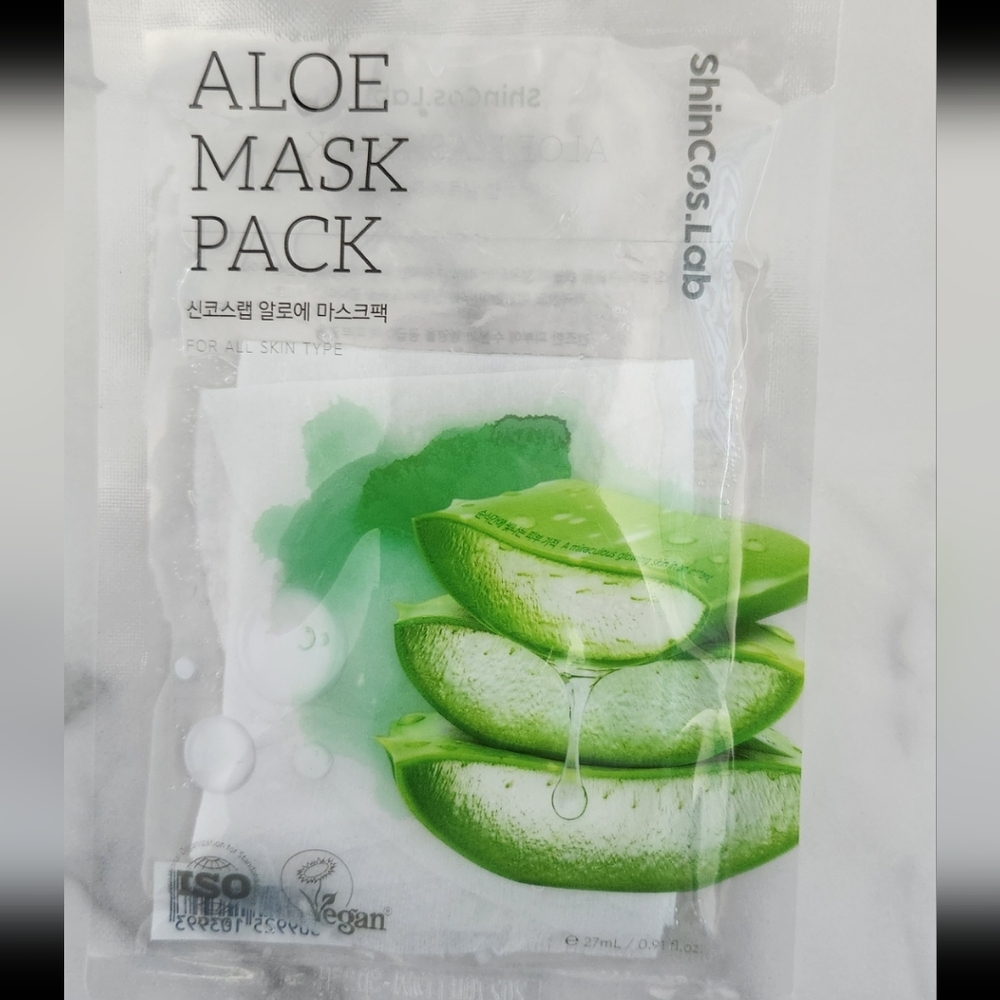 Aloe Vera Soothing & Hydrating Sheet Mask Pack Of 9